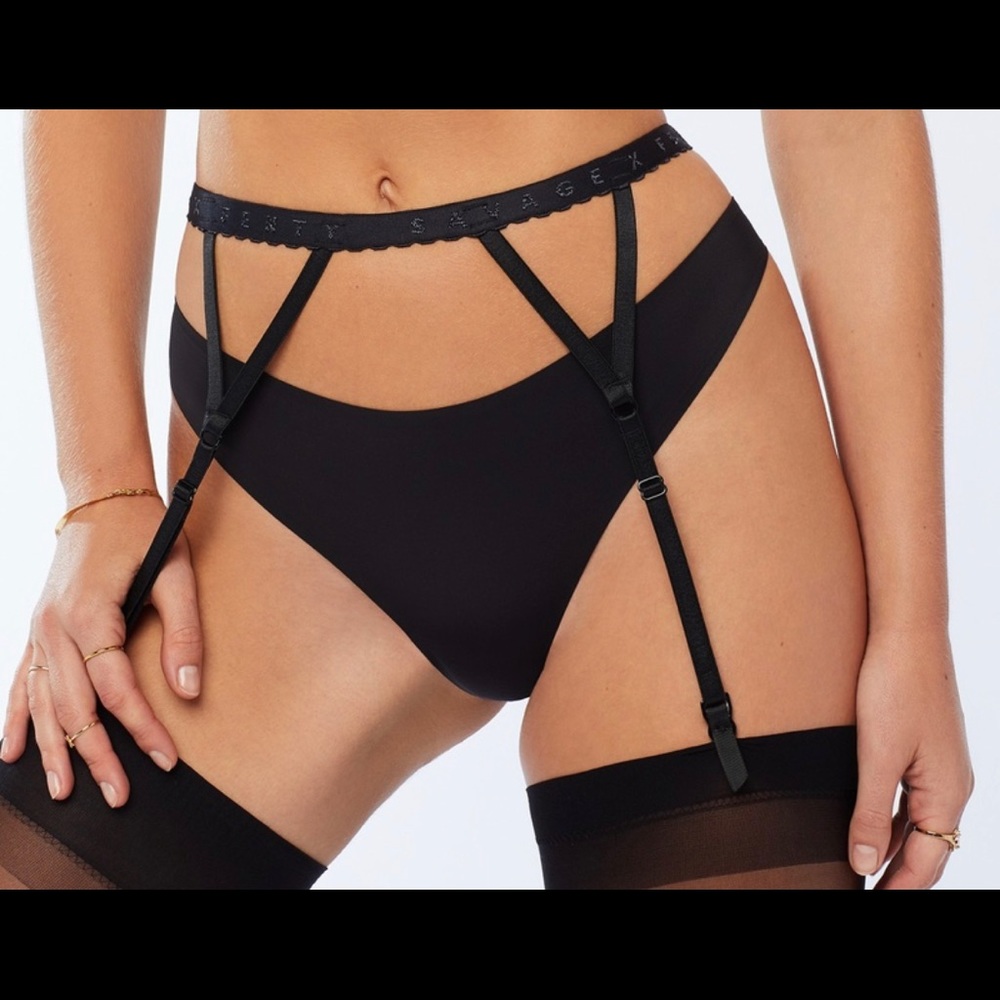 Savage X Fenty Garter Belt